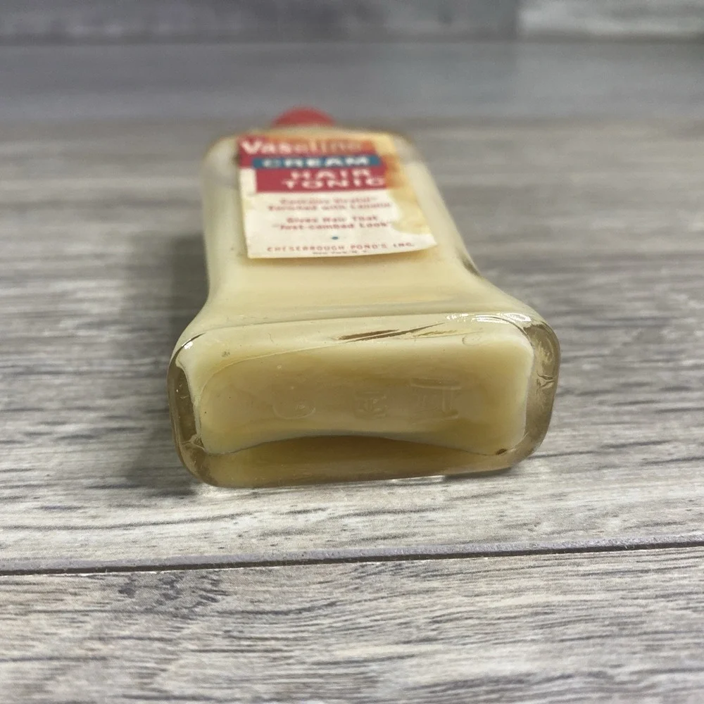 Vaseline vintage cream
